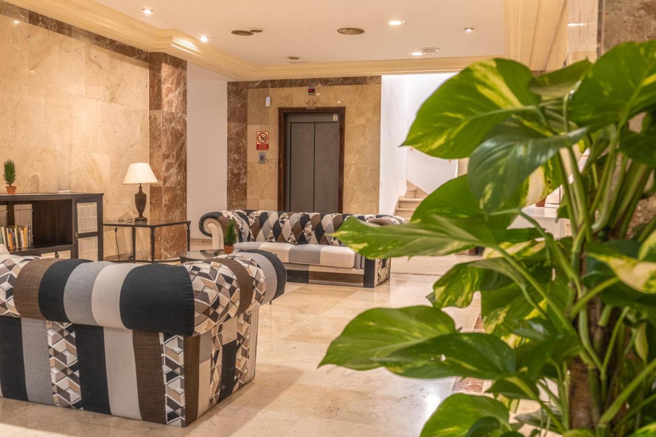 Hotel Aeropuerto Sur 산이시드로 외부 사진